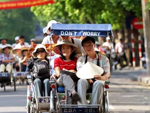 Chính phủ tiếp tục yêu cầu chấn chỉnh hoạt động của tour 0 đồng