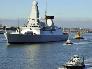 Tàu khu trục của Anh bất ngờ tiến vào Biển Đen