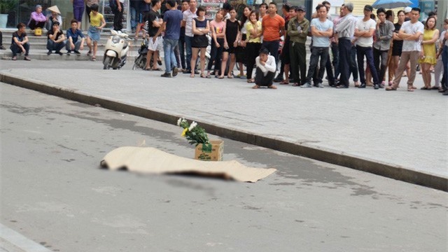 Đã xác định nguyên nhân cô gái rơi từ tầng 27 tòa nhà Linh Đàm