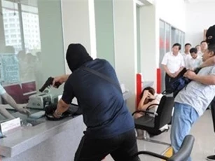 Tình tiết bất ngờ vụ cướp ngân hàng Vietcombank tại Trà Vinh