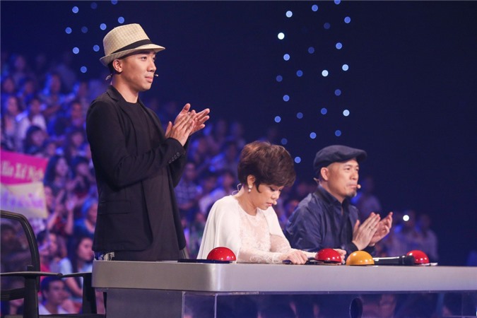 Trấn Thành bị cấm lên sóng, sự nghiệp có bị tụt dốc?