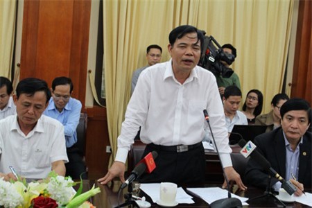 Chung tay "giải cứu" ngành chăn nuôi lợn