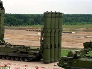 Hợp đồng S-300 Nga - Iran: Rostec báo tin quan trọng với Putin