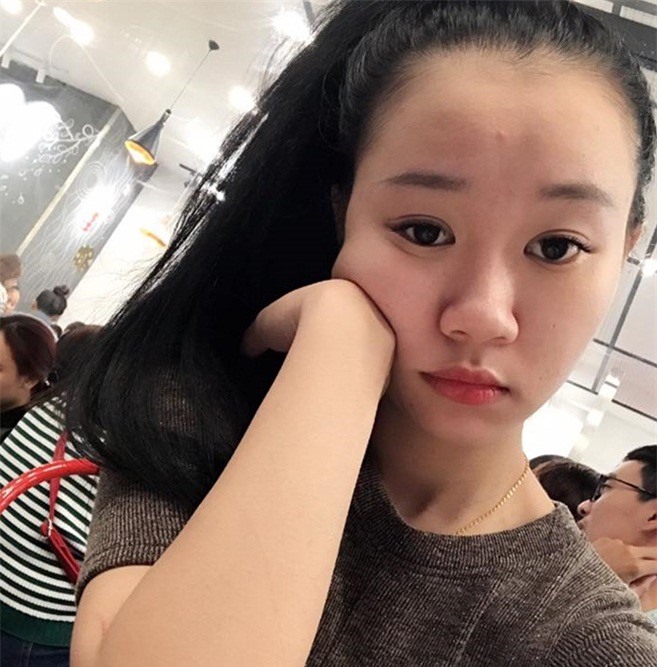 Toàn cảnh thiếu nữ dùng roi điện cướp tiền của cụ bà