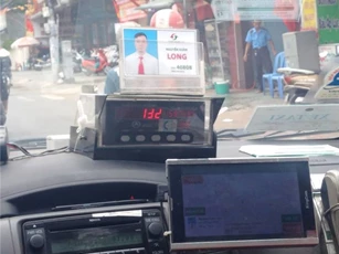 180.000 đồng cho 3,1 km, taxi Vinasun bị “tố” móc túi khách hàng