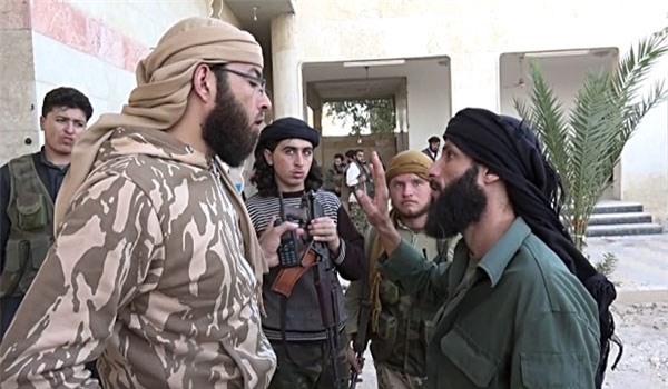 Đông Damascus: Khủng bố không ngừng chĩa súng vào nhau