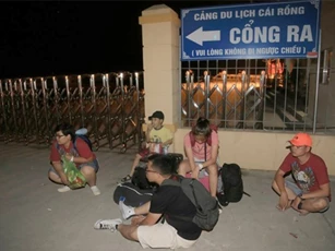 Du khách bị "bỏ rơi" tại Cảng Cái Rồng: Sở GTVT Quảng Ninh vào cuộc