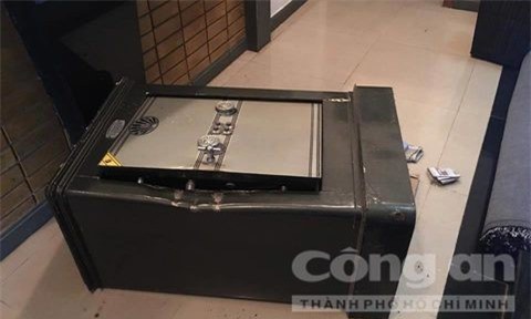 Nghỉ lễ, nhiều đại gia Sài Gòn bị trộm đột nhập lấy cắp tiền tỷ 