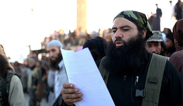 Syria: Cáo buộc phản bội, IS hạ sát liền lúc 10 thành viên tại Deir Ezzur 