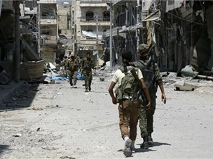 SDF "chĩa mũi dùi" vào Raqqa, hơn 50 tay súng IS chết thảm