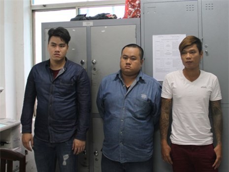 Đã bắt được 4 nghi can xịt hơi cay, đập phá quán kem ở Sài Gòn