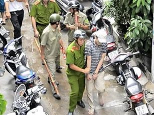 Nhóm thanh niên dùng súng truy sát bạn trong đêm