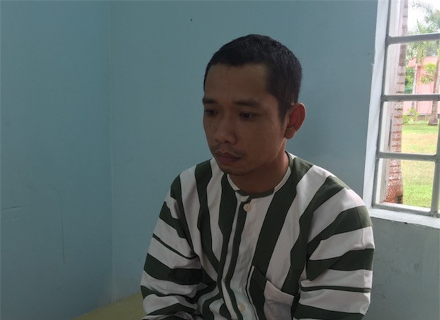 Vợ con khóc nức nở khi kẻ cướp ngân hàng ở Trà Vinh bị bắt