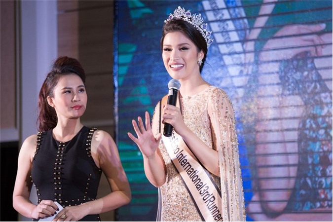 Khán giả Việt "ngán ngẩm" với Nguyễn Thị Thành