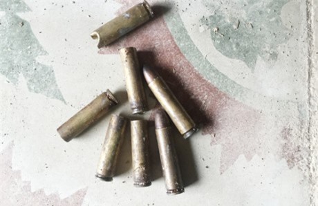 Người chồng bắn chết vợ cũ rồi tự sát để lại thư tuyệt mệnh