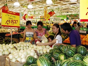 Sức mua của người Việt tháng 4 tăng nhẹ
