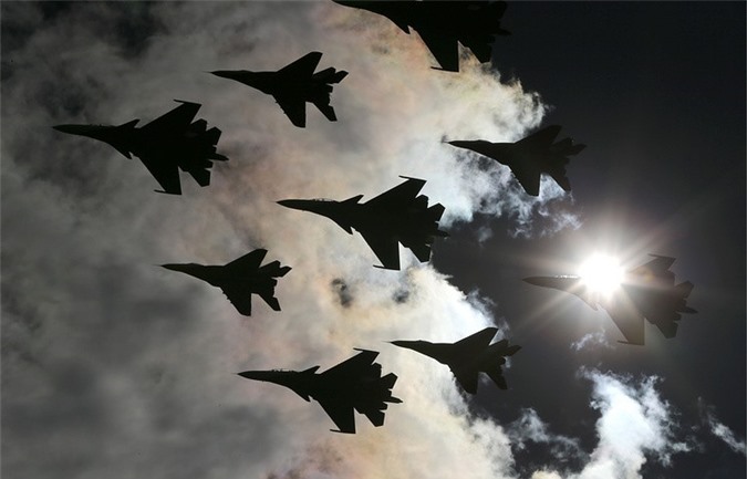 Nga bất ngờ hủy màn diễu binh không quân trên Quảng trường Đỏ