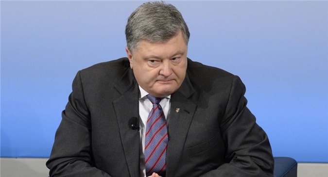 Poroshenko tuyên bố Kiev không kỷ niệm Ngày Chiến thắng theo Nga