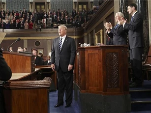 Điều tra về "mối liên hệ" của Trump với Nga kéo dài đến lúc nào?
