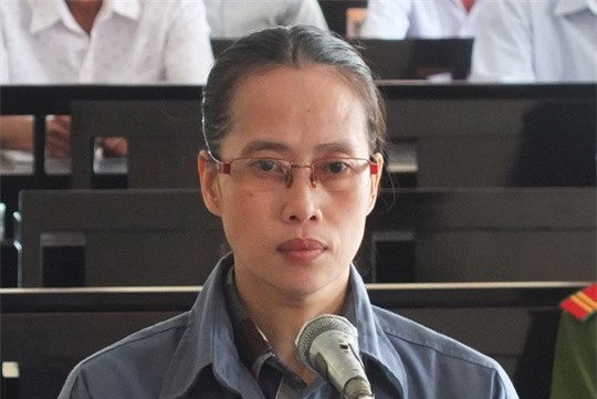 Lợi dụng danh nghĩa luật sư chiếm hàng tỷ đồng của thân chủ