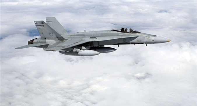 Không quân Canada 17 lần ném bom trượt mục tiêu tại Iraq