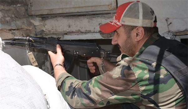 Không quân Nga yểm trợ, quân đội Syria đập tan tuyến phòng thủ của IS ở Homs