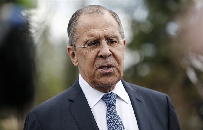 Lavrov: Không ngờ bức ảnh chụp chung với Trump lại "ồn ào" 