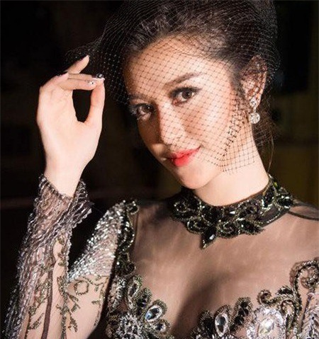 Huyền My bị tố "giật người yêu", mẹ cô nói gì?