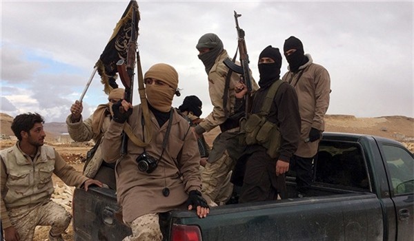 IS đập phá tượng đài, cổ vật ở khu vực Dura-Europos của Deir Ezzur