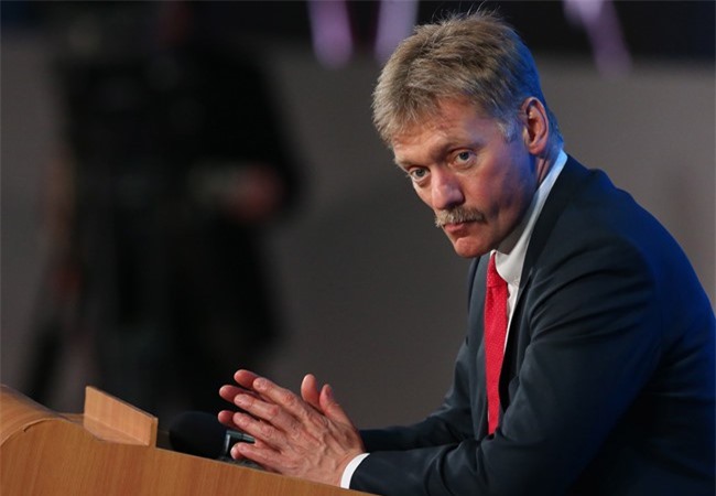 Ukraine mở rộng lệnh trừng phạt Nga, Kremlin "đáp lời"