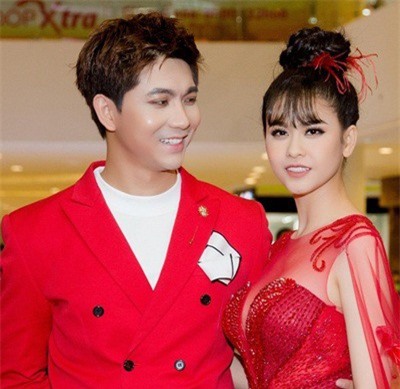 Vợ chồng ca sĩ Tim và Trương Quỳnh Anh đệ đơn ly hôn