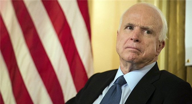 Thượng nghị sĩ McCain "bất ngờ" phản đối luận tội Trump?