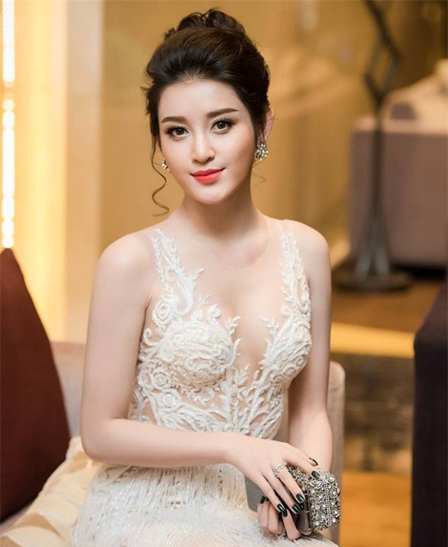 Huyền My bị tố "thả thính", dư luận trái chiều