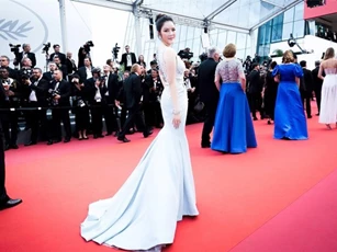 Lý Nhã Kỳ xuất hiện đầy quyền lực tại LHP Cannes 2017
