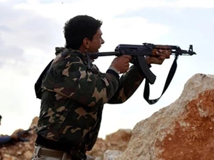 Syria: Người Kurd tấn công dữ dội, IS mất tuyến tiếp tế cuối cùng ở Raqqa