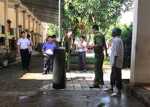 Bình gas bốc cháy, hàng trăm học sinh mầm non sơ tán khẩn cấp