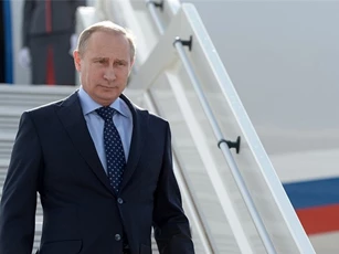 Điện Kremlin lên tiếng về thông tin Putin thăm Pháp