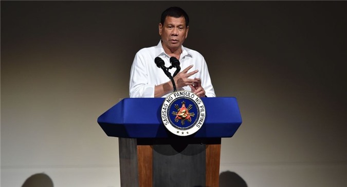 Duterte muốn thuyết phục Putin cấp vũ khí cho Philippines 