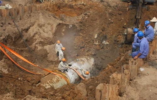 Nguyên Phó Chủ tịch Hà Nội bị khởi tố vì vụ vỡ ống nước sông Đà