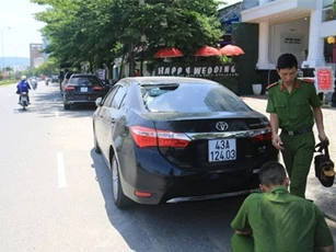 Quyết liệt truy tìm nhóm người đập phá hàng loạt ôtô ở Đà Nẵng