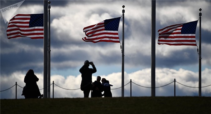 Không bằng chứng, số người Mỹ tin "Nga can thiệp bầu cử" vẫn gia tăng