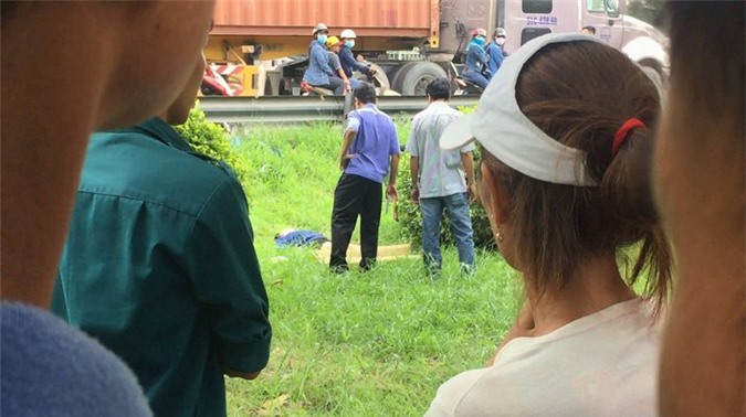 Vụ cô gái chết bất thường dưới chân cầu: "Hoảng loạn không biết bạn đã chết"