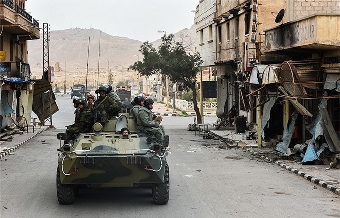 Nga "thổi bay" 80 tay súng IS đang tháo chạy khỏi Raqqa - Syria