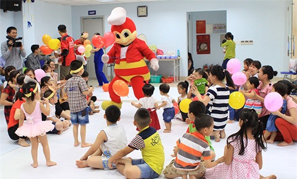 Ngày Quốc tế thiếu nhi 1/6, đưa trẻ chơi đâu, xem gì?