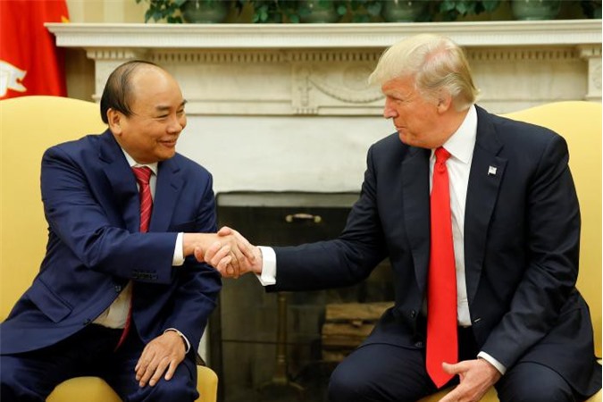 Tổng thống Trump ca ngợi thỏa thuận hàng tỷ USD với Việt Nam