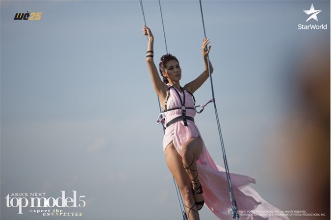 Bị hở van tim, Minh Tú vẫn chiến thắng ở thử thách khó nhằn