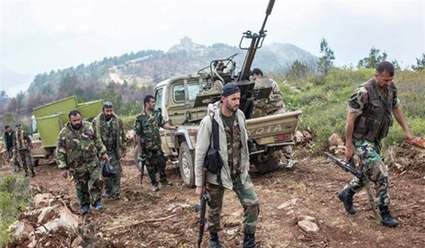 Pháo binh Syria dồn hỏa lực dội tới tấp vào vị trí IS ở Đông Hama