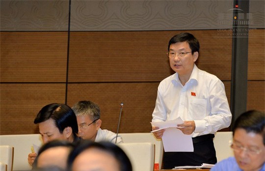 Đại biểu Quốc hội: "Chúng ta đang đầu độc chính mình"