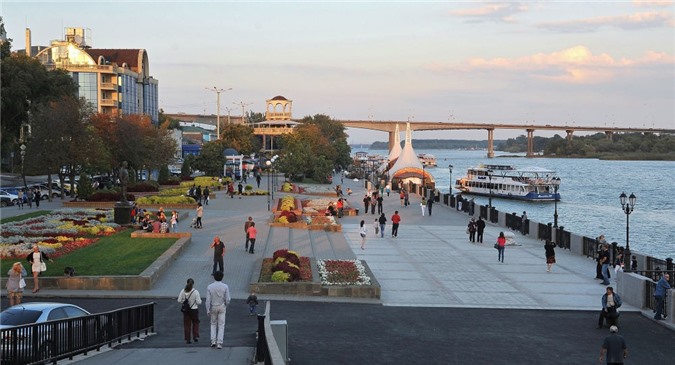 Cảng Rostov-na-Donu không để tàu General Vatutin nhập cảng