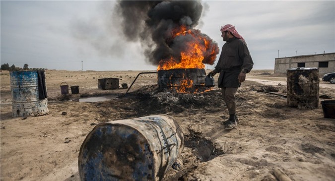 Liên quân Mỹ tấn công quân chính phủ Syria